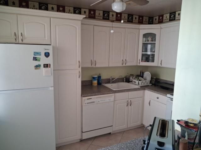 32 Colonial Club Drive 201, Boynton Beach, FL 33435