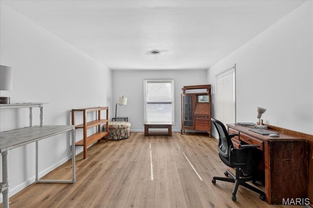 107 Little Hill Court, Ballwin, MO 63011