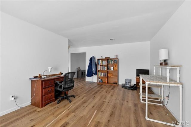 107 Little Hill Court, Ballwin, MO 63011