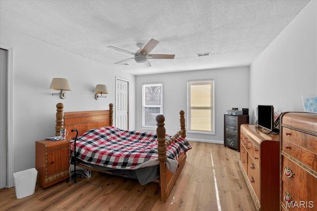 107 Little Hill Court, Ballwin, MO 63011