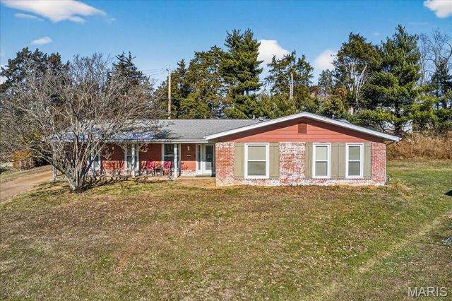 107 Little Hill Court, Ballwin, MO 63011