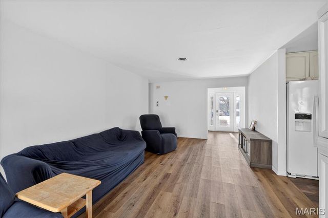 107 Little Hill Court, Ballwin, MO 63011