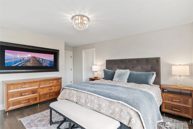 9604 44th Avenue SW, Seattle, WA 98136