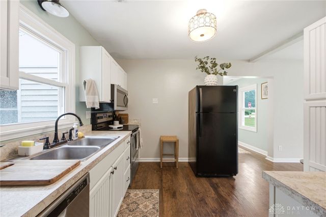 1969 Shady Lane, Beavercreek, OH 45432