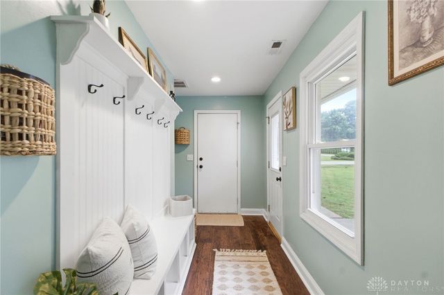 1969 Shady Lane, Beavercreek, OH 45432