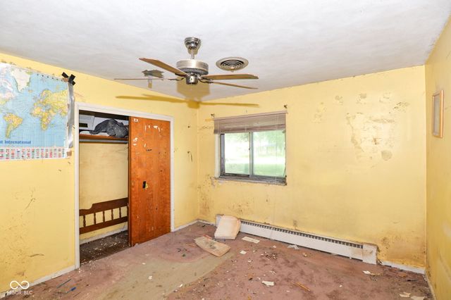 5515 Woodside Drive, Indianapolis, IN 46228