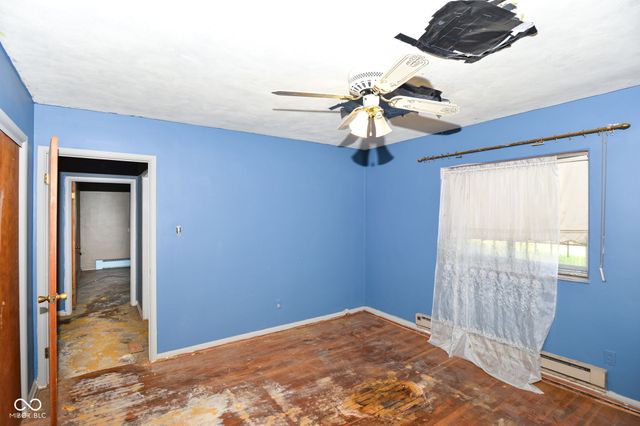 5515 Woodside Drive, Indianapolis, IN 46228