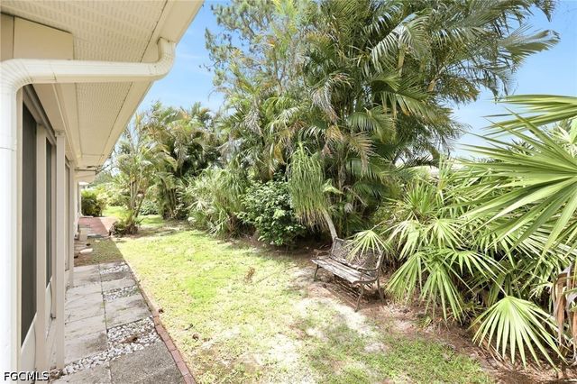 457 Bethany Village CIR, Lehigh Acres, FL 33936