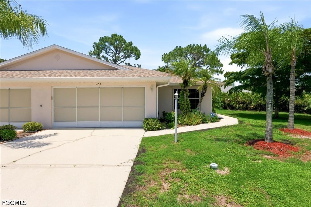 457 Bethany Village CIR, Lehigh Acres, FL 33936