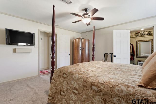 1887 Shiloh Estates Rd, Chandler, TX 75758