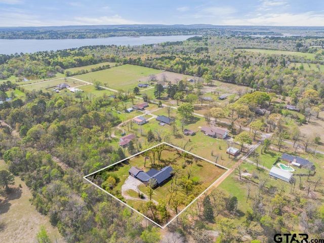 1887 Shiloh Estates Rd, Chandler, TX 75758