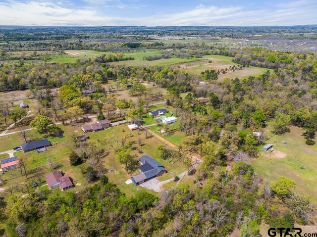 1887 Shiloh Estates Rd, Chandler, TX 75758