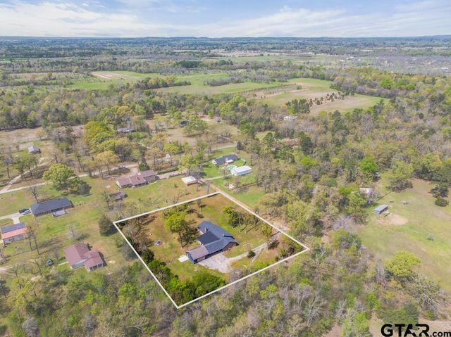 1887 Shiloh Estates Rd, Chandler, TX 75758