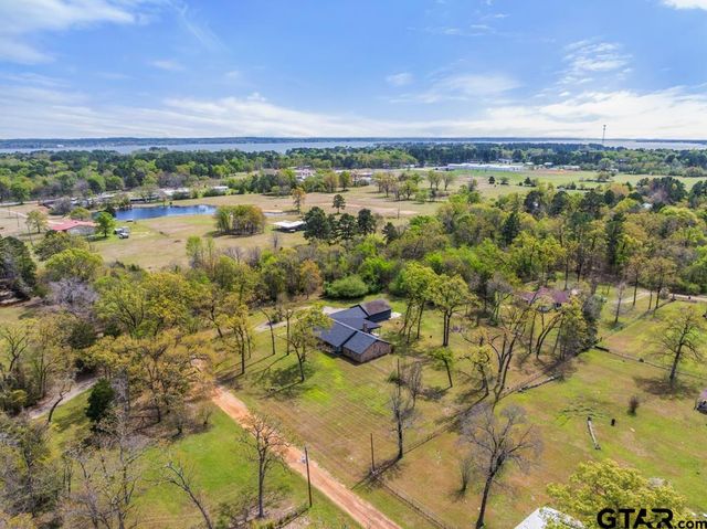 1887 Shiloh Estates Rd, Chandler, TX 75758