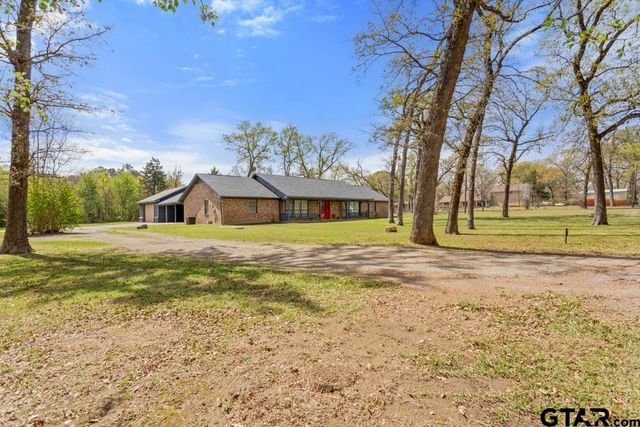 1887 Shiloh Estates Rd, Chandler, TX 75758