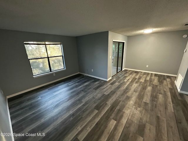 225 S Tropical Trail 423, Merritt Island, FL 32952