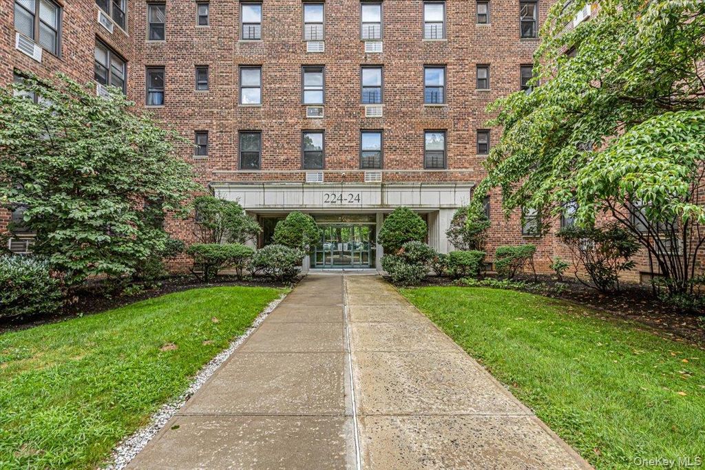 224-24 Union Street 4R, Bayside, NY 11364 — photo 2