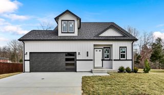 195 Leitrim Dr, Clarksville, TN 37042