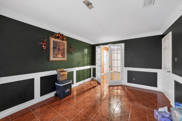 2545 Forest Creek Drive, Fort Worth, TX 76123