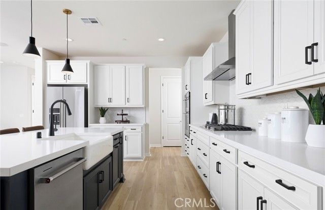 25088 Greythorne Drive, Menifee, CA 92586