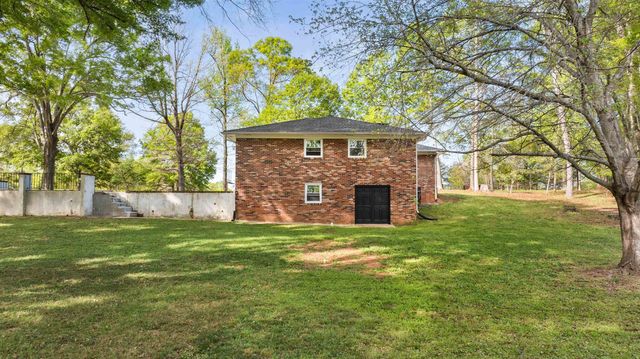 1171 Meadow Farm Road, Inman, SC 29349