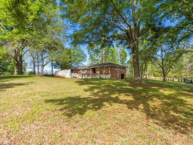 1171 Meadow Farm Road, Inman, SC 29349