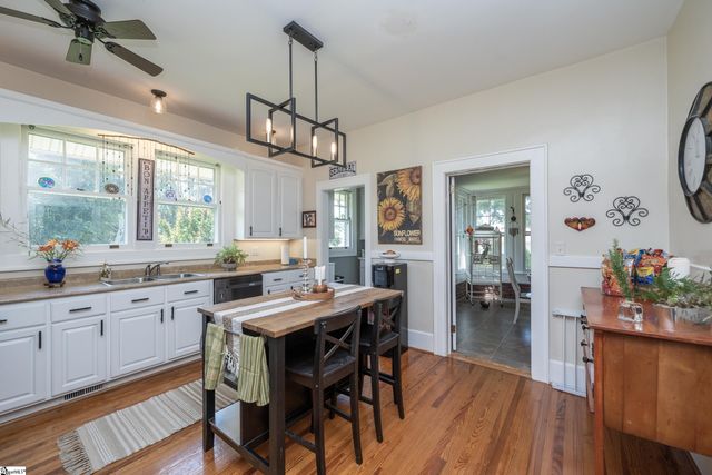 525 Crane Avenue, Greenville, SC 29617