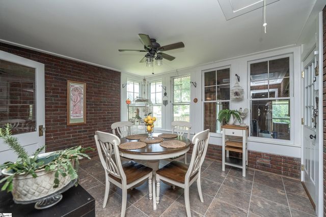 525 Crane Avenue, Greenville, SC 29617