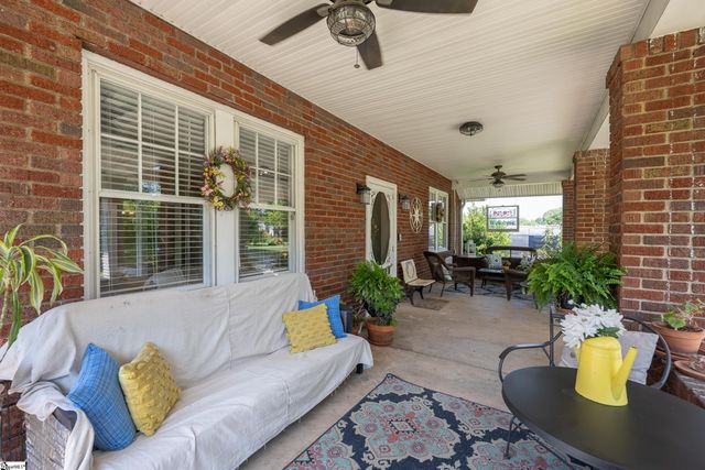 525 Crane Avenue, Greenville, SC 29617