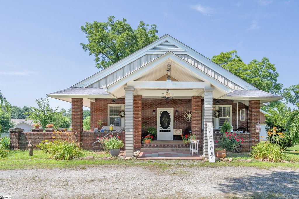 525 Crane Avenue, Greenville, SC 29617