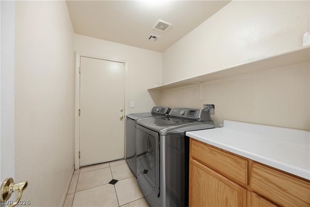 6109 Ocho Rios Street, Las Vegas, NV 89130