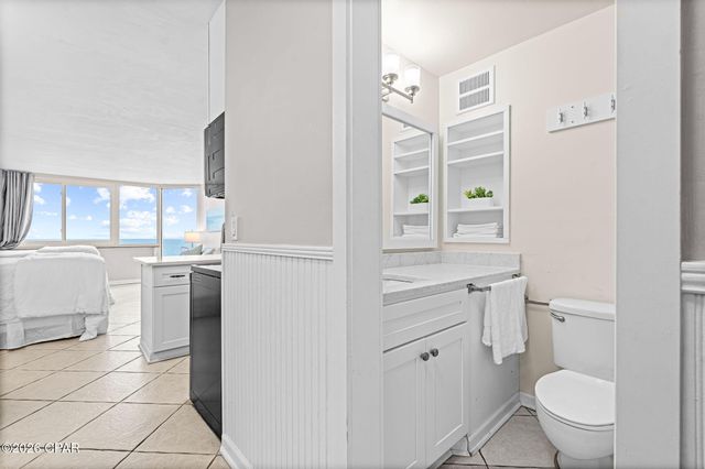 8817 S Thomas Drive A813, Panama City, FL 32408