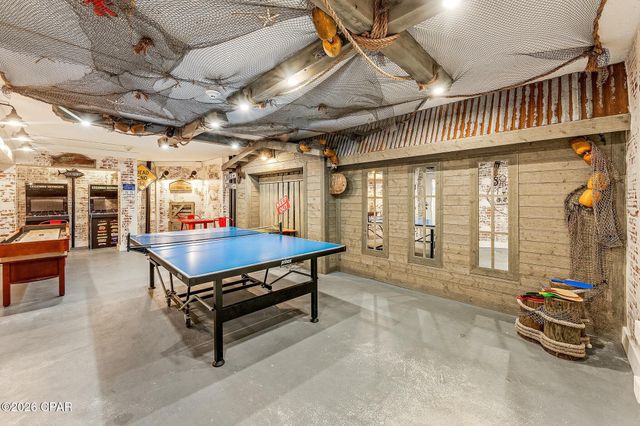 8817 S Thomas Drive A813, Panama City, FL 32408