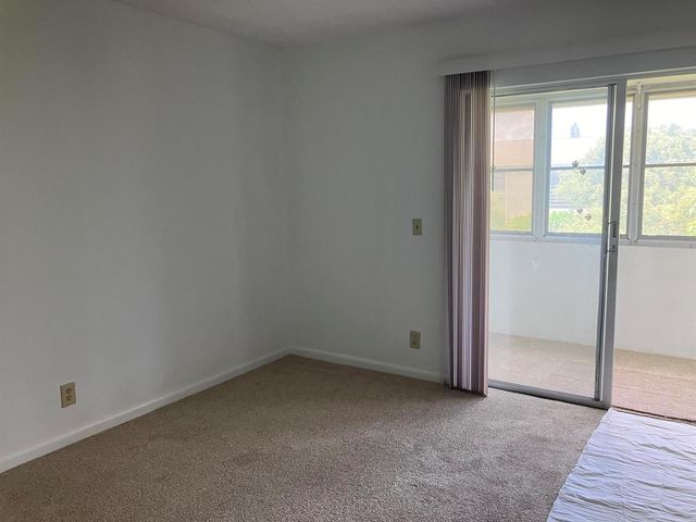 364 Northampton R, West Palm Beach, FL 33417