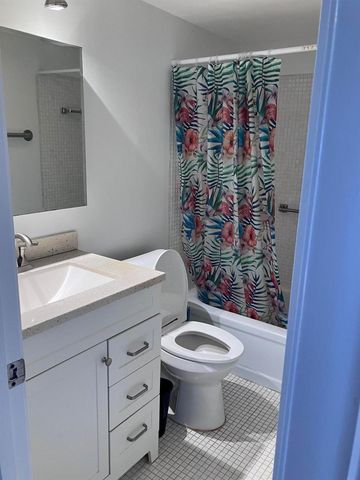364 Northampton R, West Palm Beach, FL 33417