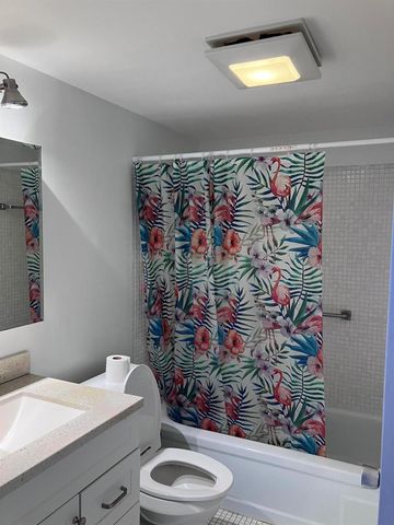 364 Northampton R, West Palm Beach, FL 33417