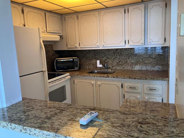 364 Northampton R, West Palm Beach, FL 33417