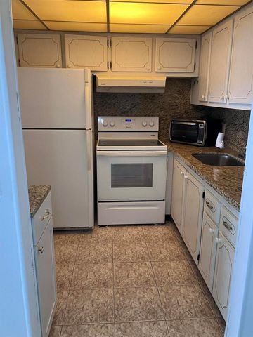 364 Northampton R, West Palm Beach, FL 33417