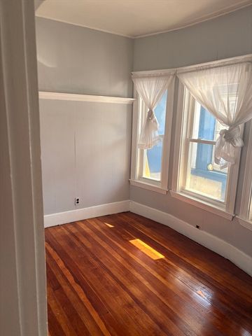 23 Bowdoin St 2, Medford, MA 02155