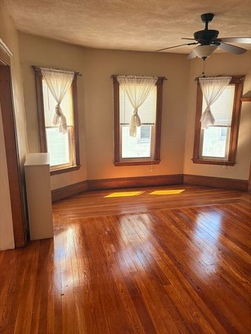 23 Bowdoin St 2, Medford, MA 02155