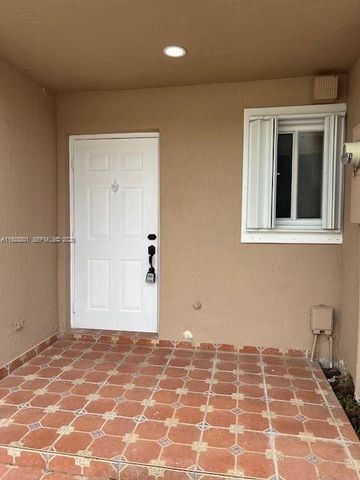 13926 SW 175th Ter, Miami, FL 33177