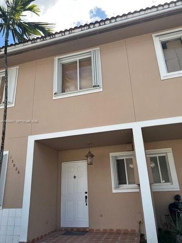 13926 SW 175th Ter, Miami, FL 33177