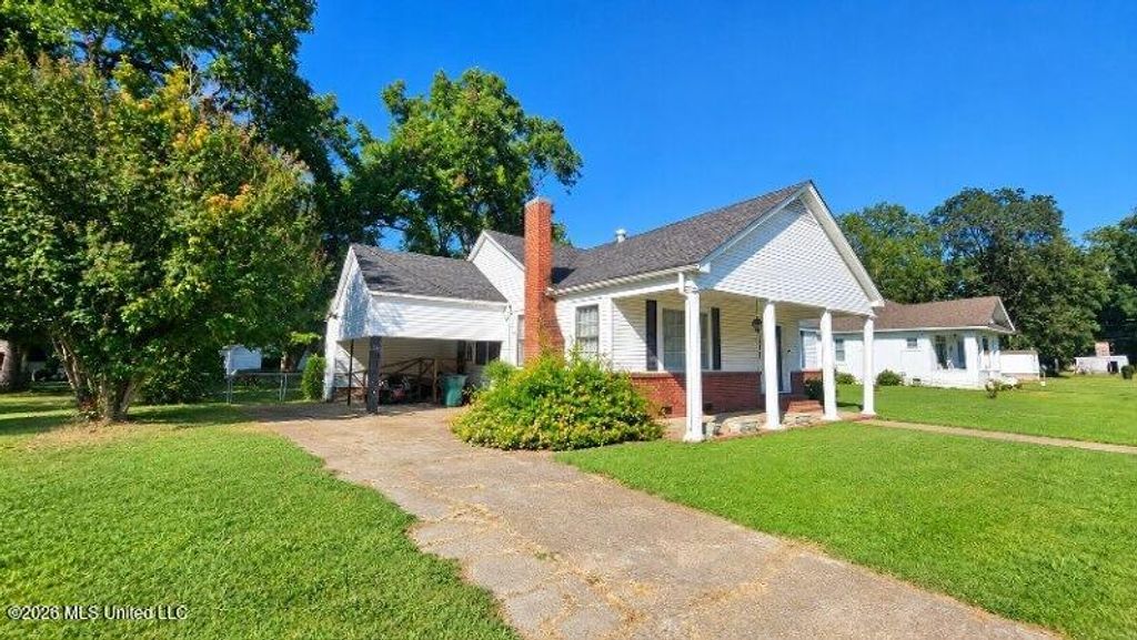 104 E South Avenue, Crenshaw, MS 38621 — photo 2