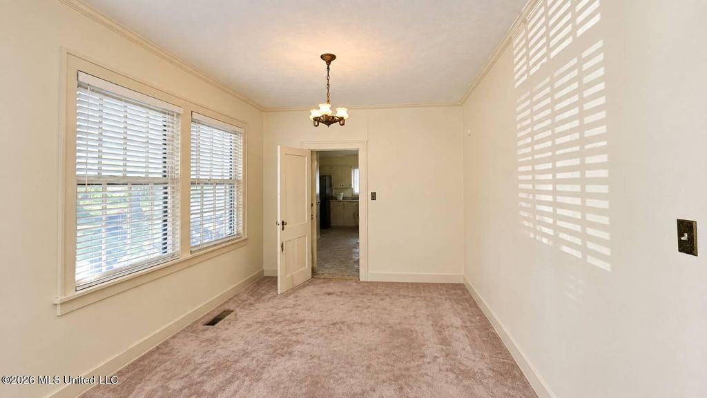 104 E South Avenue, Crenshaw, MS 38621 — photo 5