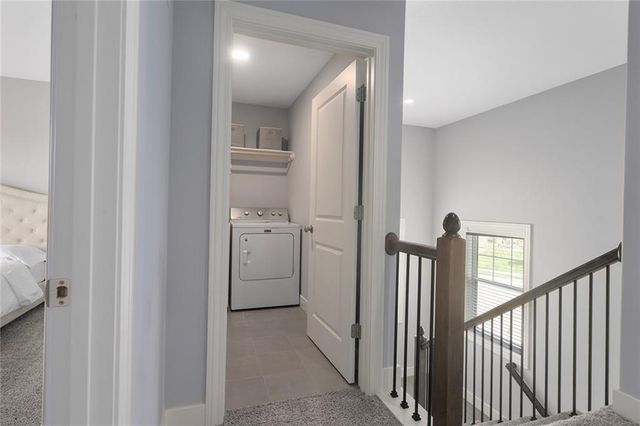8492 Valley Spring Drive, De Soto, KS 66018