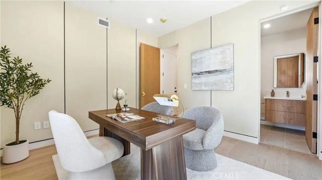 813 N Genesee Avenue, Los Angeles, CA 90046