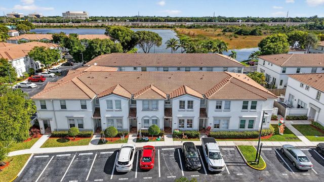 4197 SW 157th Ave 164, Hollywood, FL 33027