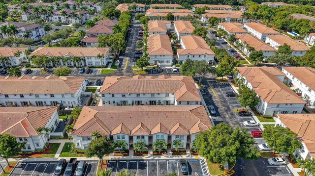 4197 SW 157th Ave 164, Hollywood, FL 33027