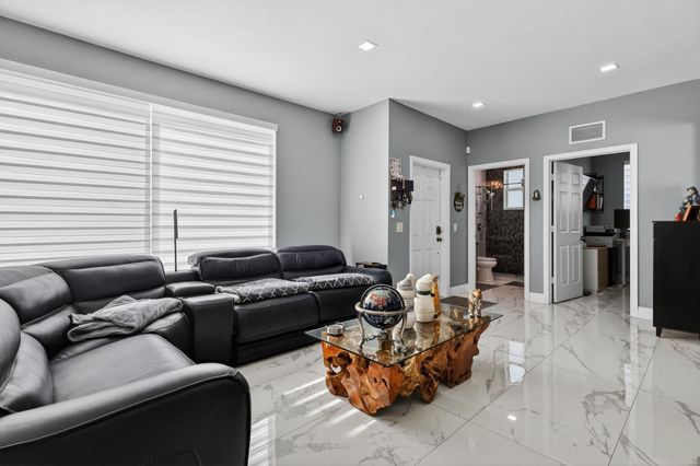 4197 SW 157th Ave 164, Hollywood, FL 33027