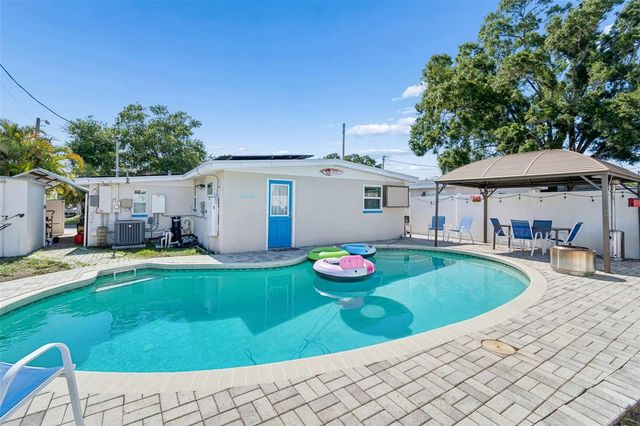 11949 102ND STREET, Largo, FL 33773